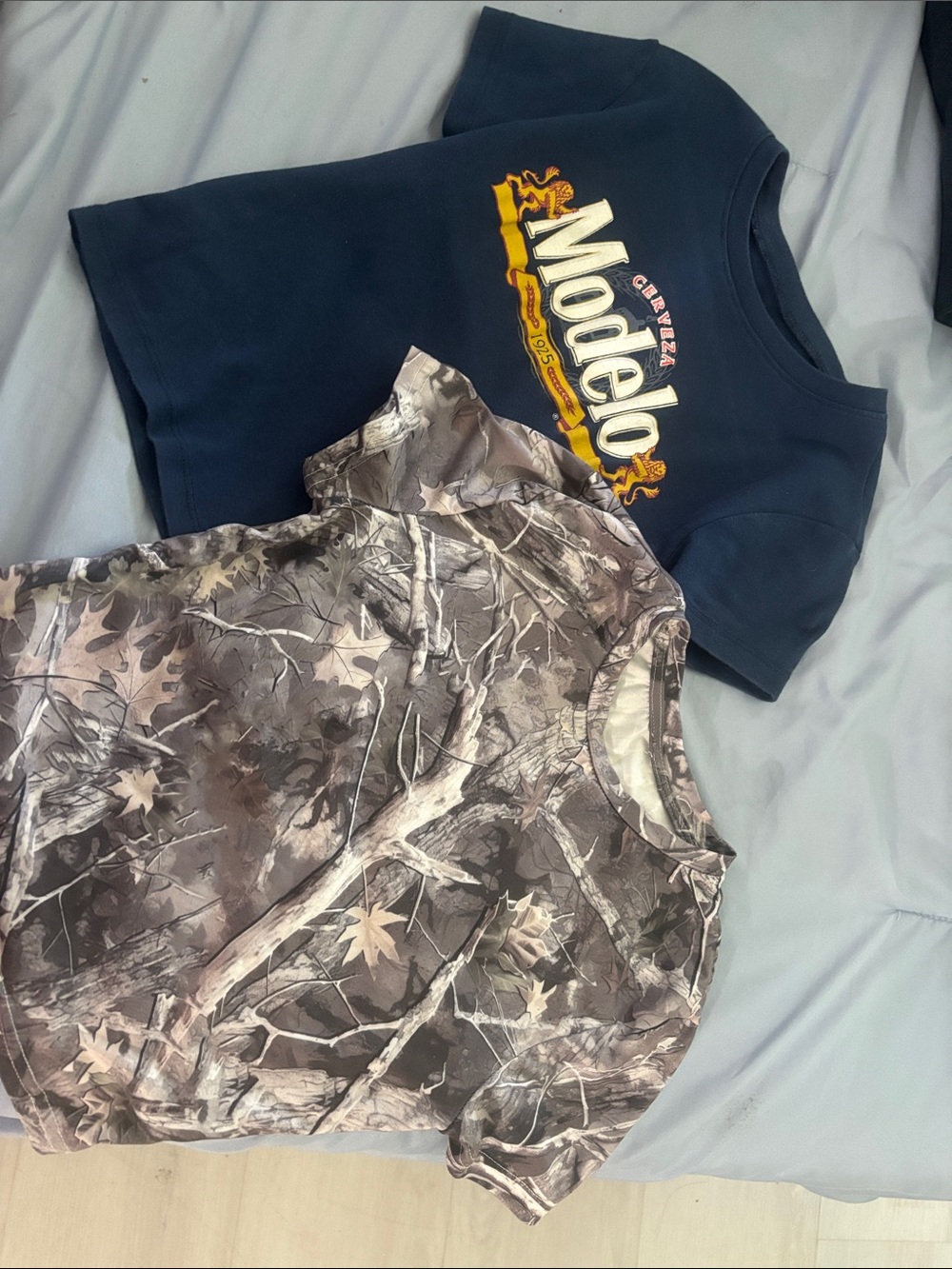 Modelo Navy Graphic Tee & Camo-Print Tee - (2-Pack)